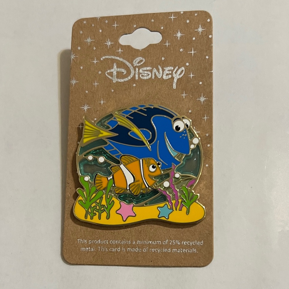 Disney Nemo & Dory Pin. NWT Never Been Worn!!